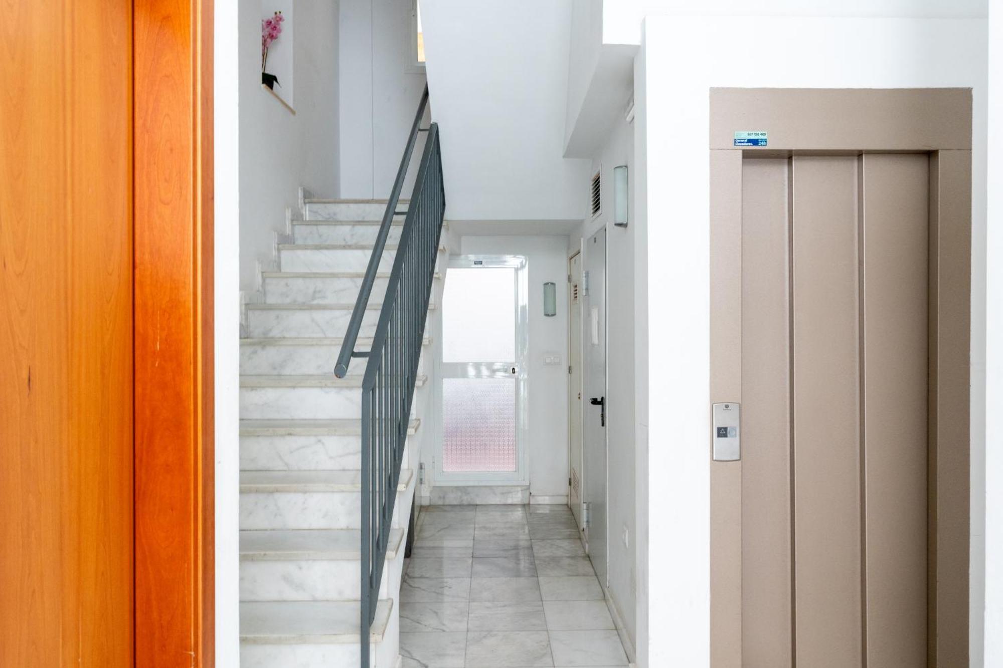 Apartamento Malhara Севилья Экстерьер фото